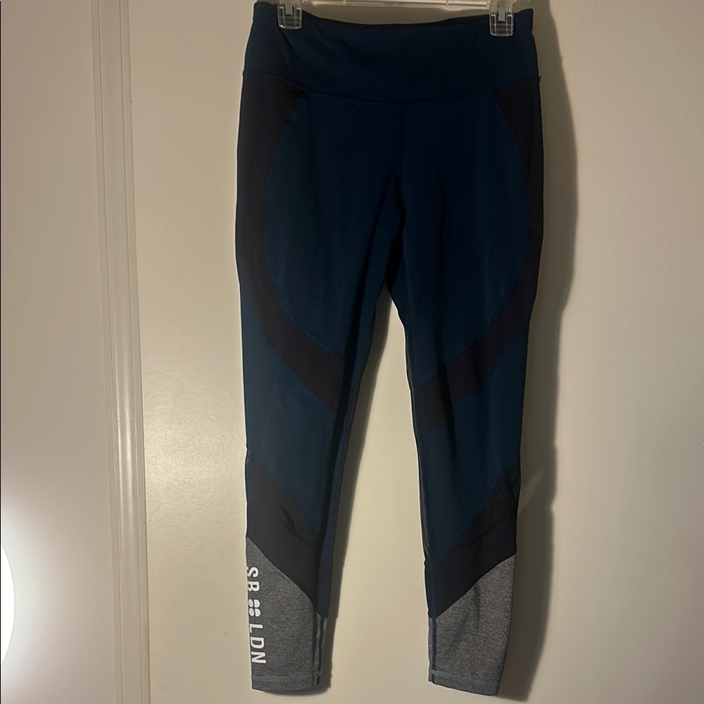 Sweaty Betty London Blue and Black Teal Gray leggings